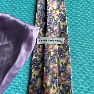 Stonehenge silk lavender floral tie and silk handkerchief